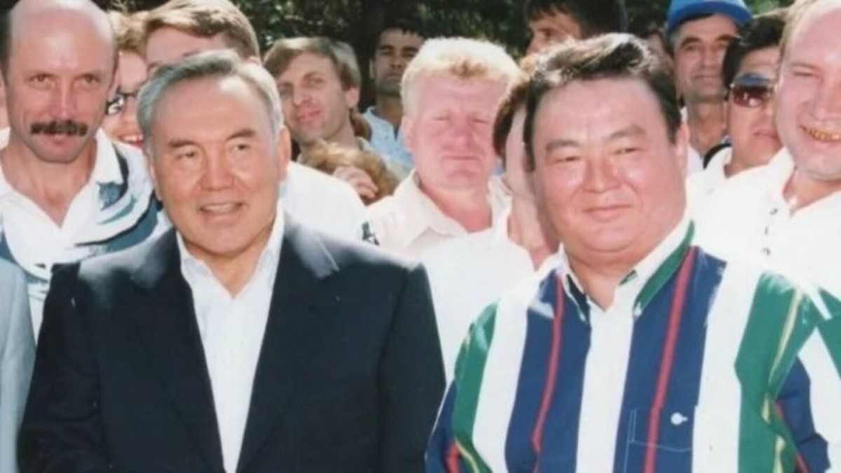 ҰҚК-ның экс-төрағасы Назарбаев пен Заманбек Нұрқаділов арасындағы кикілжің неден басталғанын айтып берді