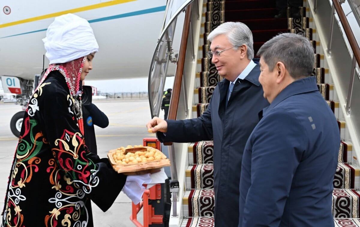 Президент Қырғызстанға жұмыс сапарымен барды