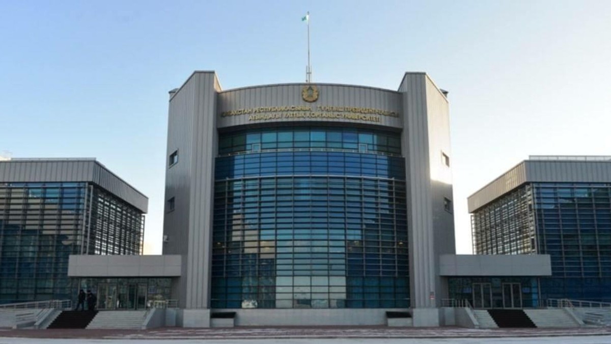 Қорғаныс министрлігі Назарбаев ескерткішіне қатысты түсініктеме берді