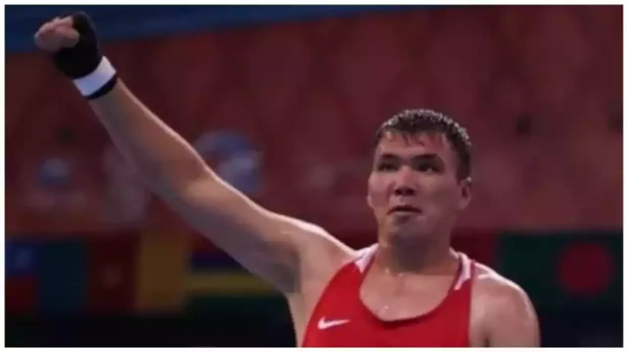 Боксшы Бекзат Таңатаров Әзербайжанда өтіп жатқан турнирде жеңіске жетті