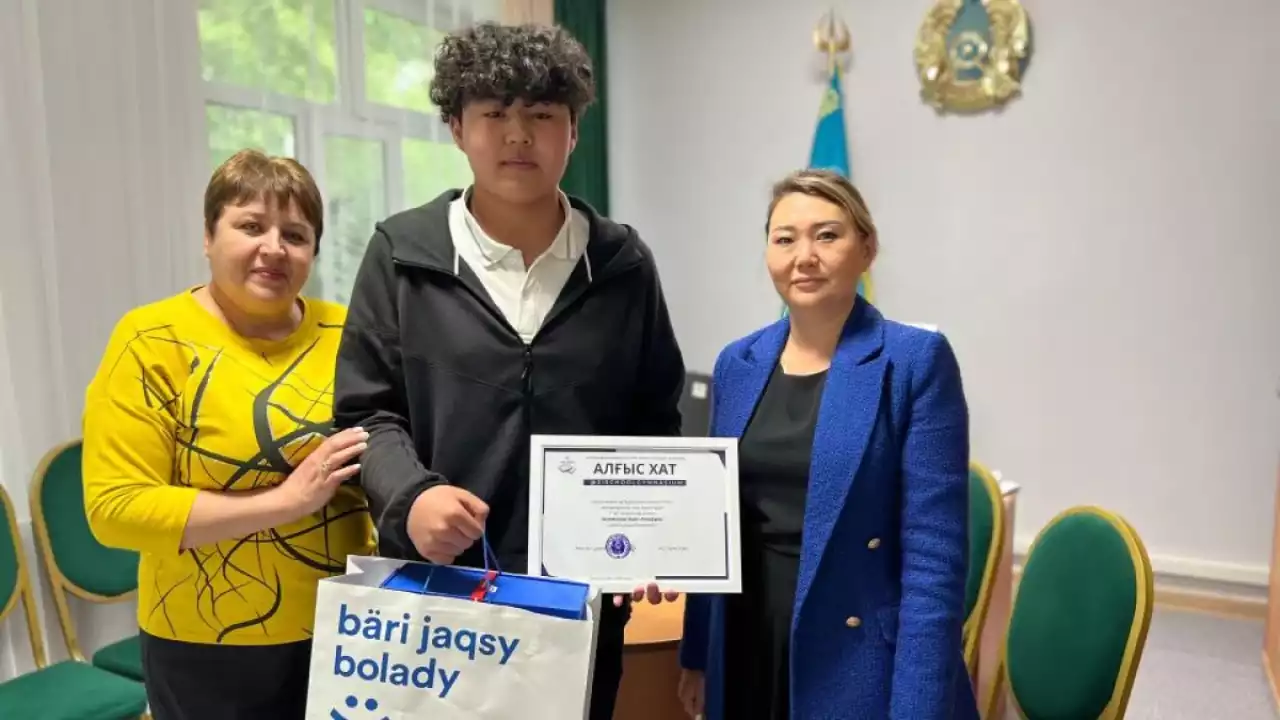 Астанада 7-сынып оқушысы 5 жасар баланы өлімнен құтқарып қалды (ВИДЕО)