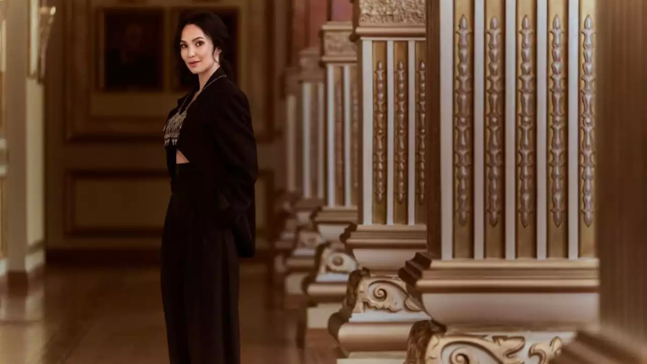 «Өмірімдегі үлкен трагедия»: белгілі актриса «Алтын ханым» жобасында 20 жыл бойы көрмеген ұлын айтып, жылап қалды (ВИДЕО)