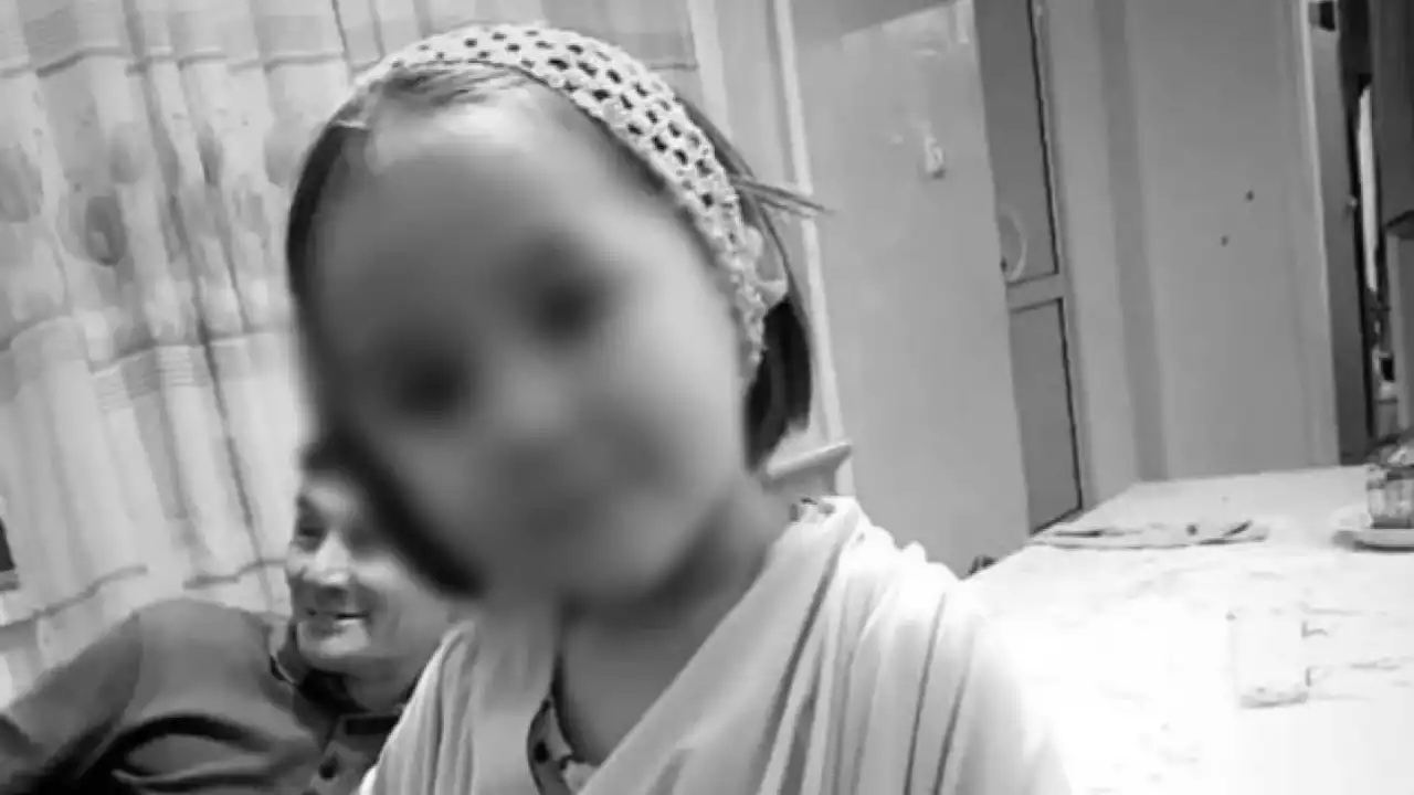 «Әжетханаға итеріп жіберген»: Сарыағашта 3 жасар қыздың өліміне себепкер болған жасөспірім сотталмайтын болды