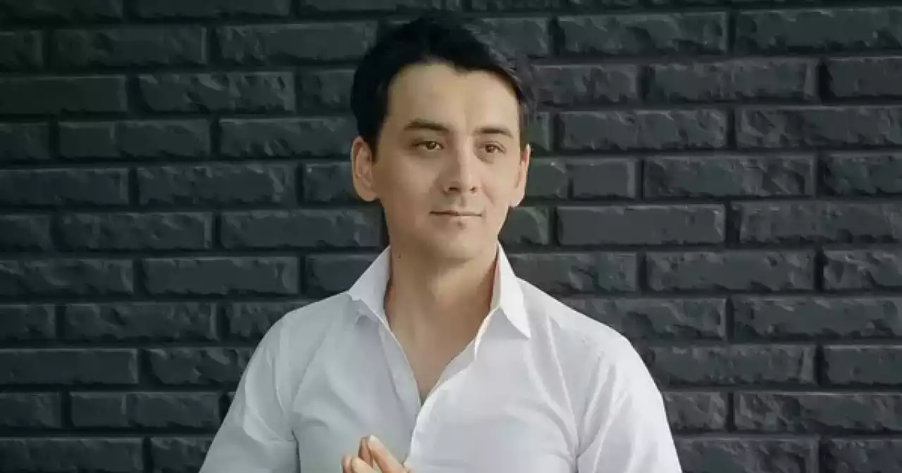 «Жарнама жасап жатқандай»: Айдар Тұрғанбек шетелдік азаматқа тұрмысқа шыққан қазақ қызының өкінішін айтты