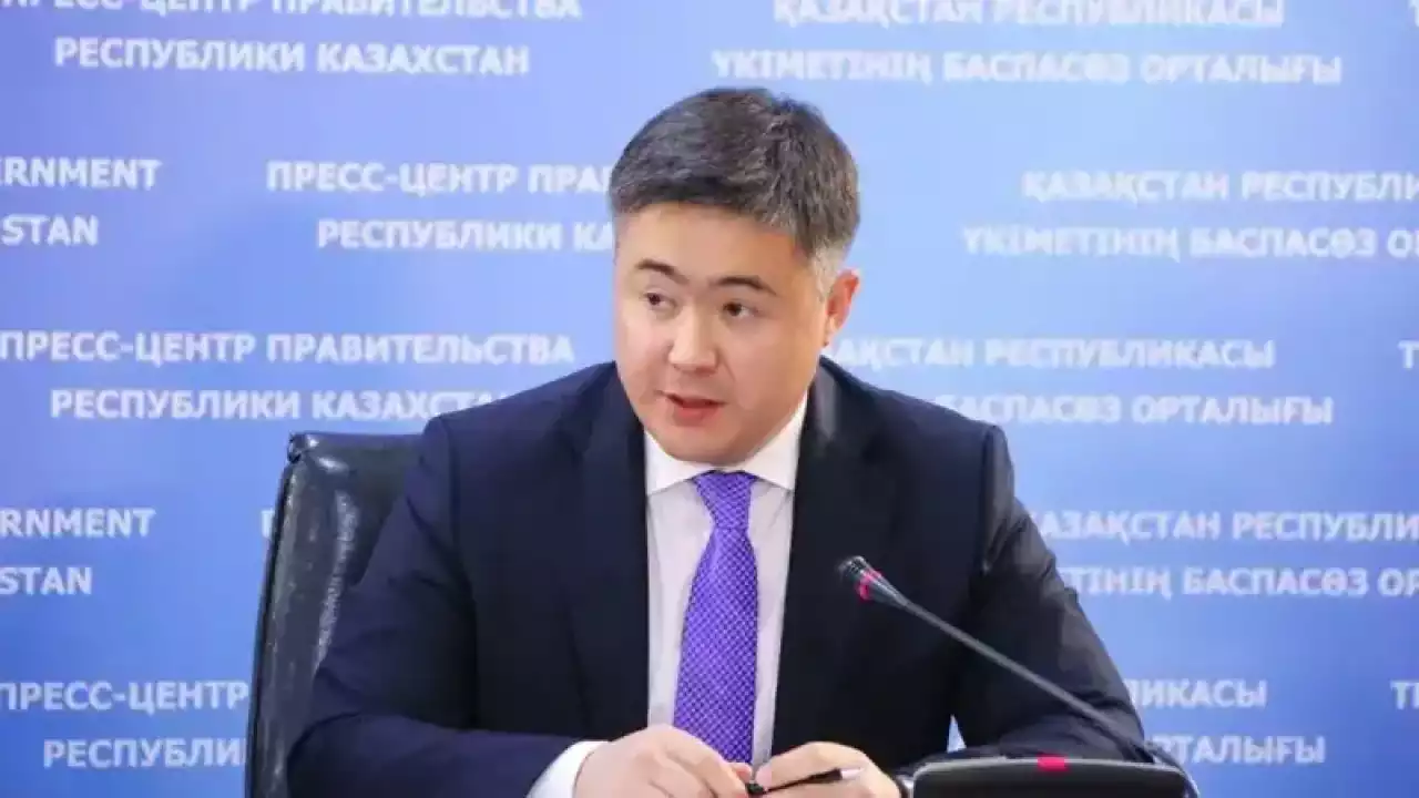 Отбасылық бюджеттің көп бөлігін жұбайым ұстайды - Ұлттық банк басшысы