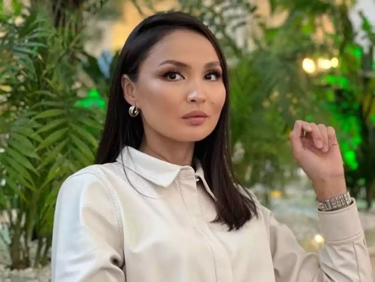 «Жаңа адаммен жаңа үйде жаңа өмір»: Жұлдыз Әбдікәрімова өмірінің жаңа кезеңі басталғанын айтты