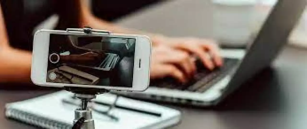 Онлайн ойындар мен акциялар ұйымдастырған: атыраулық блогер үш жылға сотталды