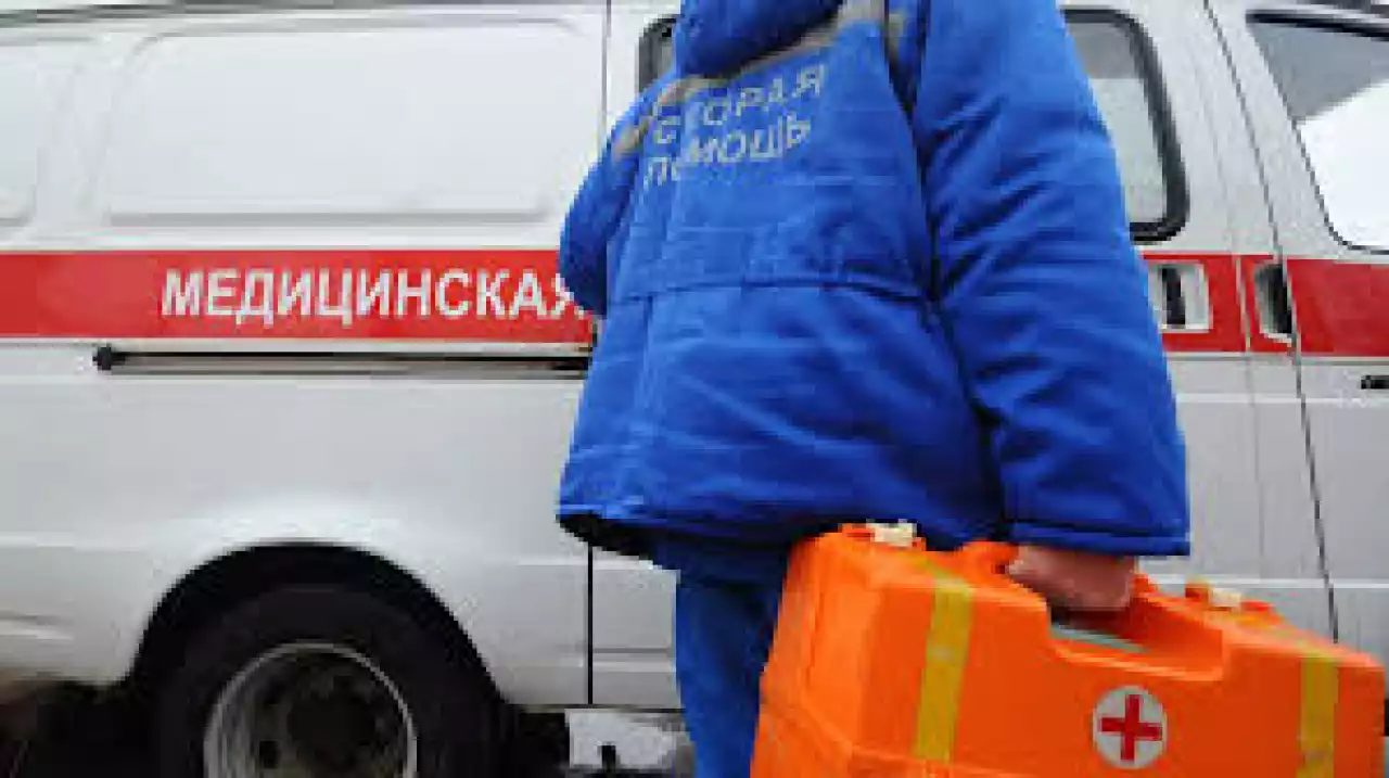 «Жүкті әйелін қызғанған»: Түркістанда фельдшерді ұрған ер адам қамауға алынды