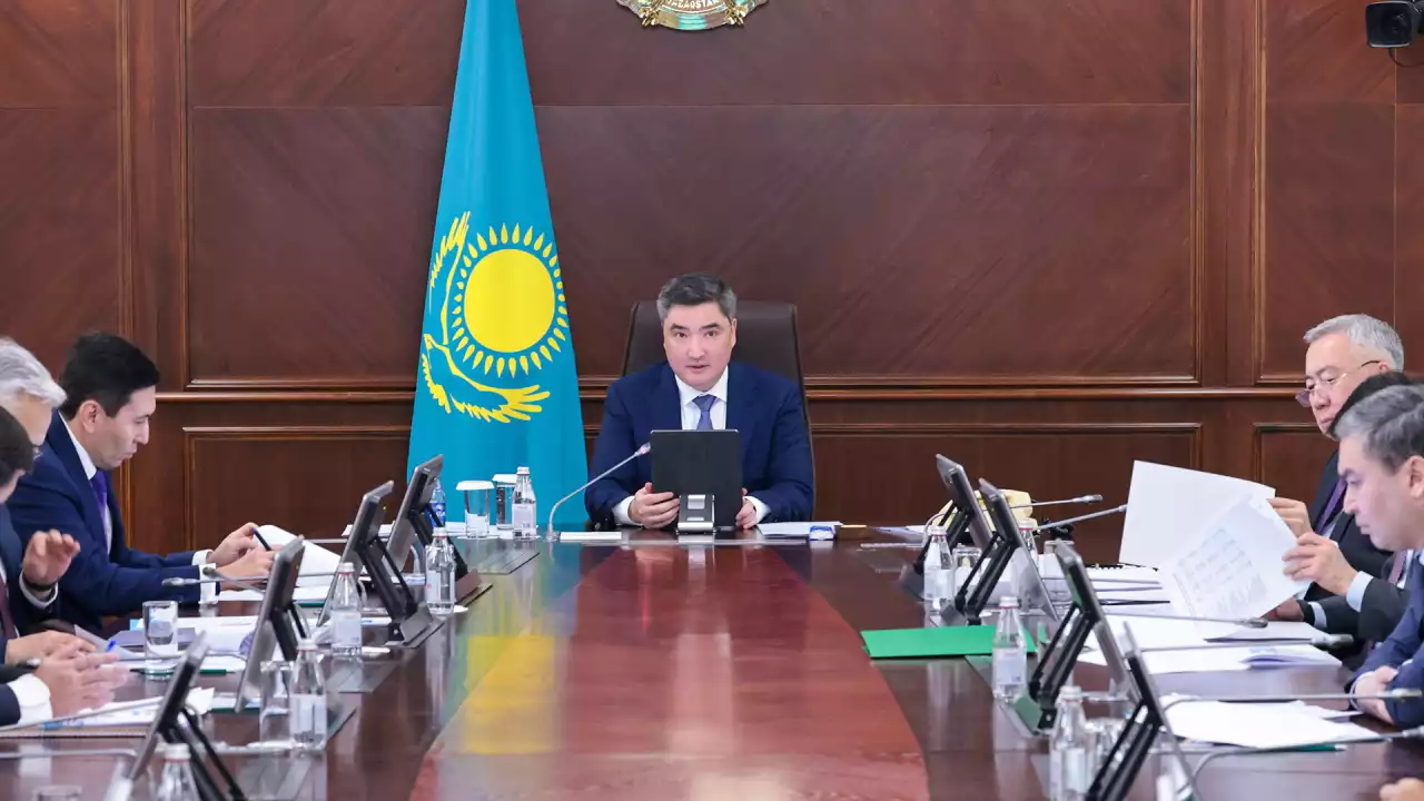 Үкіметте экономикаға инвестиция тарту қарқыны қаралды