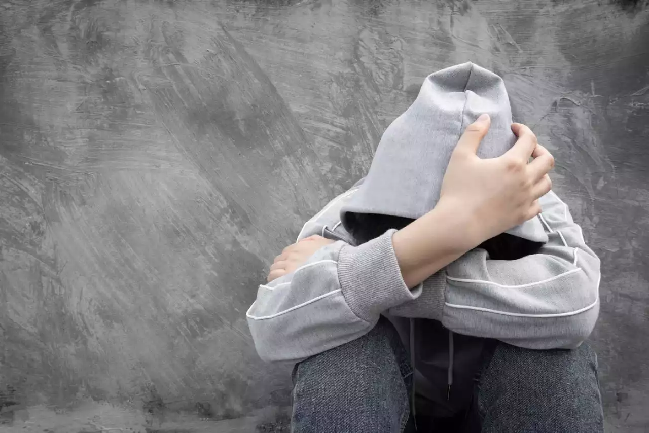 «Маған айқайлап, ұрады»: Алматы облысында үйінің ауласында асылып қалған 6-сынып оқушысы күнделік жүргізген