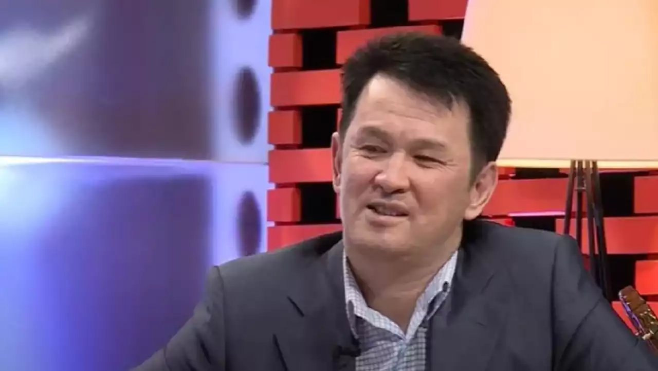 «Ешкімге әуестенбеді дейсіңдер ме?»: Медеу Арынбаев марқұм жарының орнын ешкімнің баса алмағанын айтты