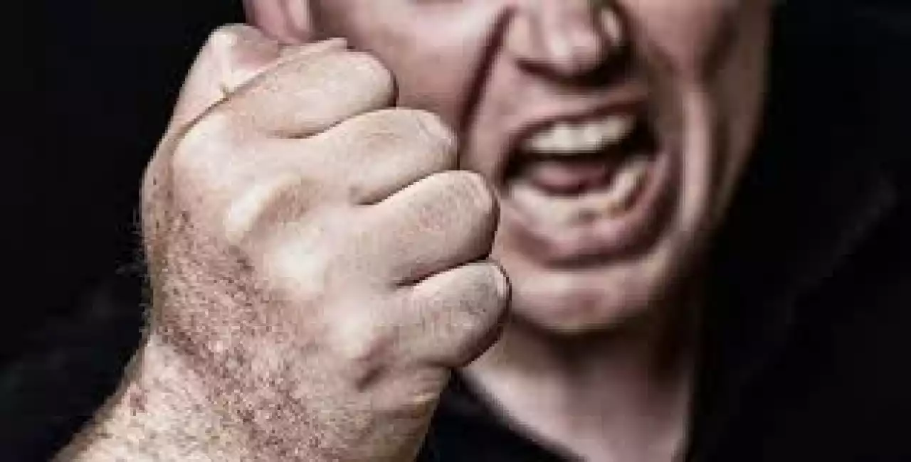 «Бетінен жұдырықпен ұрған»: Қостанайда дәрігерді соққыға жыққан ер адамға шыққан үкім өзгеріссіз қалды