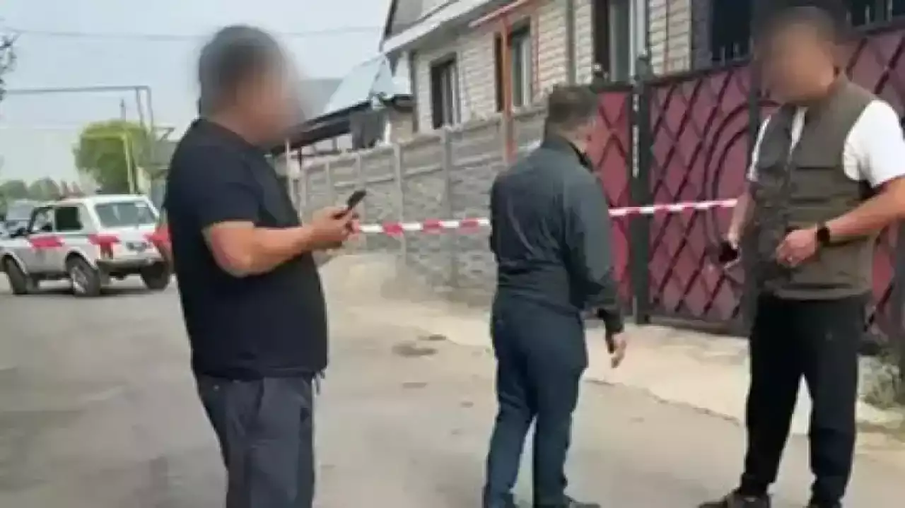 Талғардағы ер адам өлімі мен бала ұрлау оқиғасы: учаскелік инспектор қызметінен босатылды