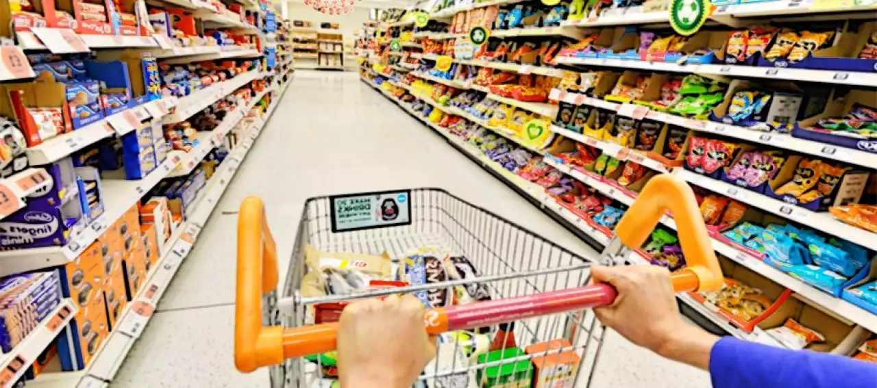 «Бағалар әлдеқайда арзан»: вице-министр қазақстандықтарға азық-түлікті арзан жерден алуға болатынын айтты