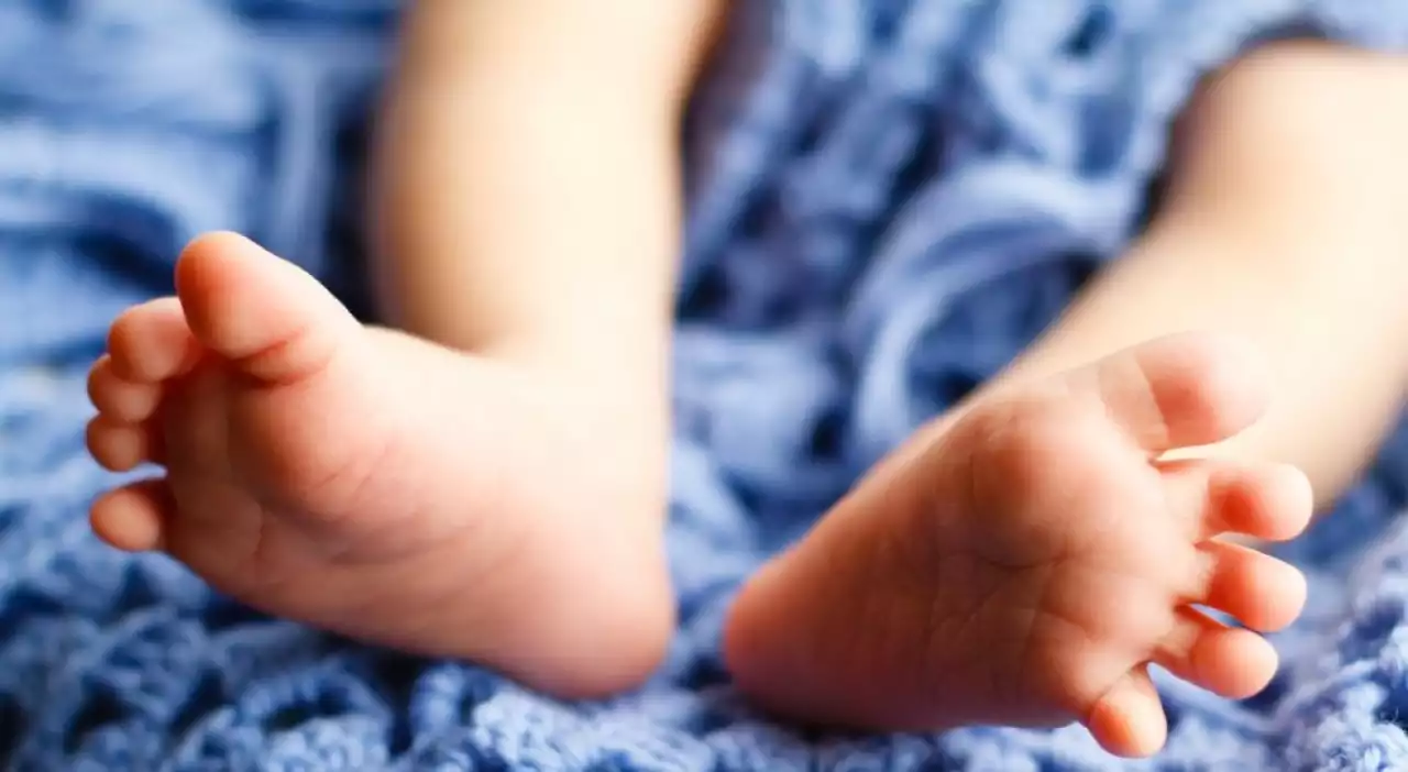 Жамбыл облысында сәби шетінеп кетті: жаңа босанған келіншектң туыстары дәрігерлерді кінәлап отыр