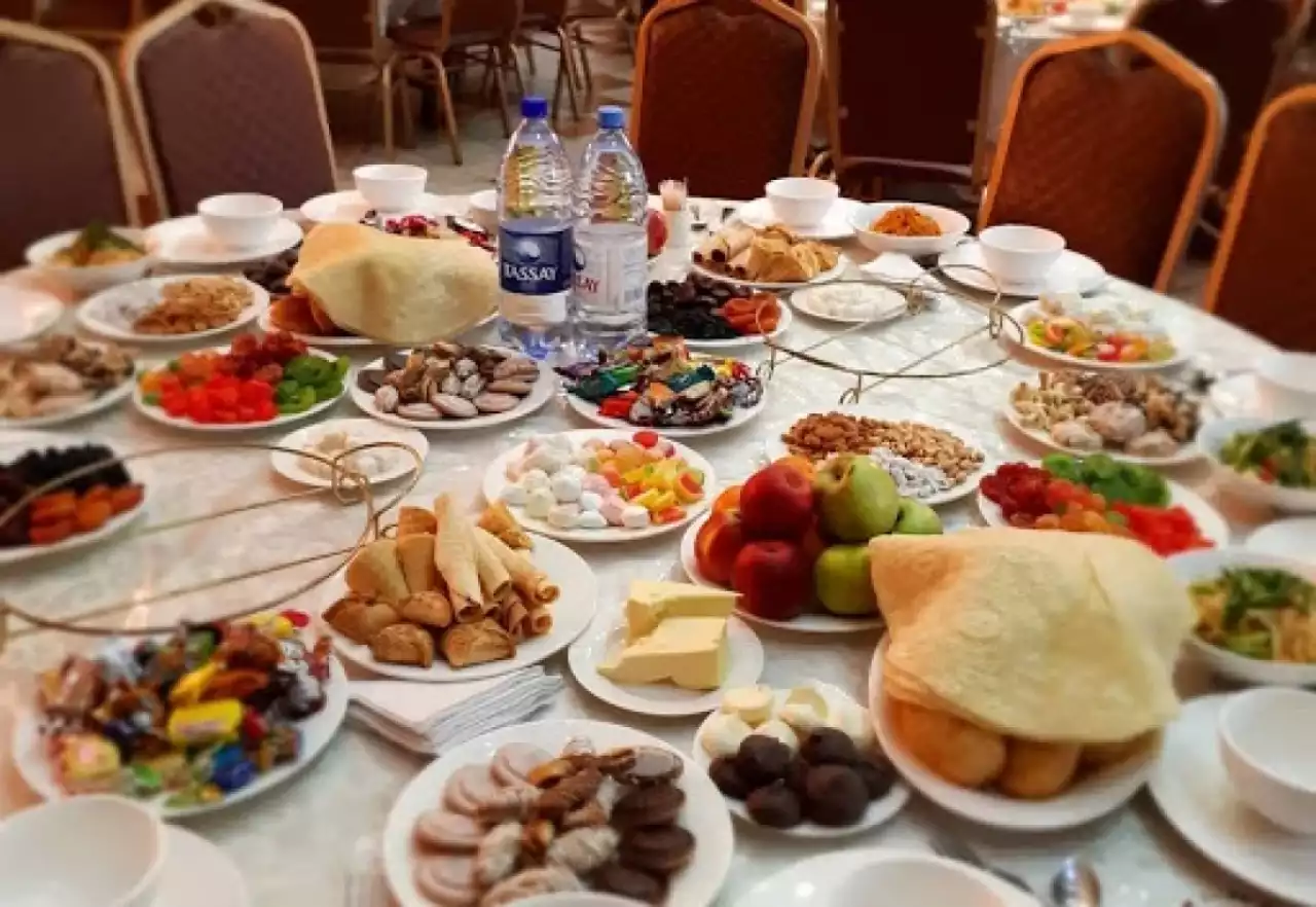 «Салат, торт, бәліш, жеміс-жидек»: енді жаназада ысырапшылдыққа рұқсат жоқ