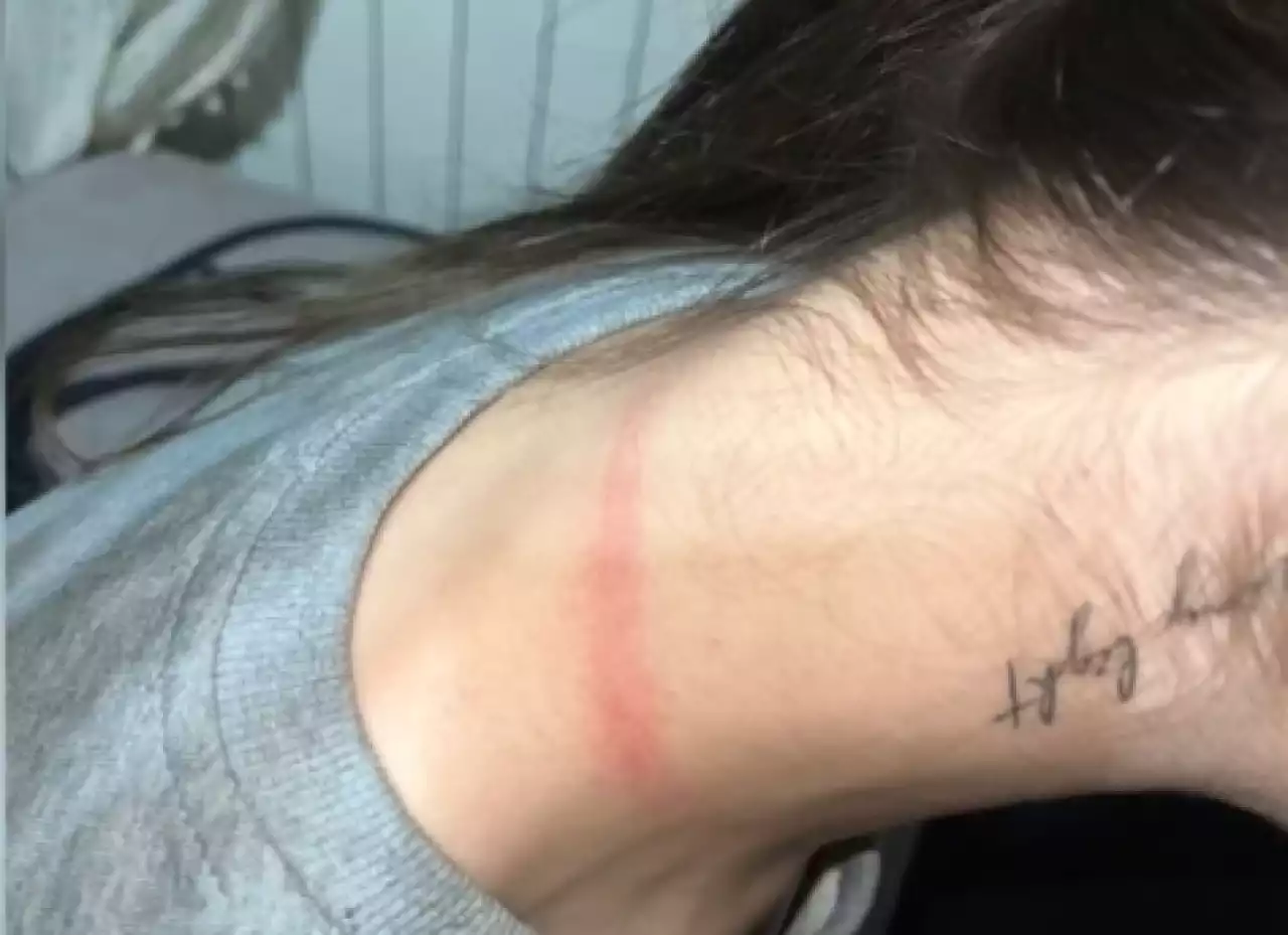 "Көлікке отырғызып, белдемшесімен қылқындырды": Алматыда курсант 17 жастағы сүйіктісіне 4 жылдан бері зәбір көрсетіп келген