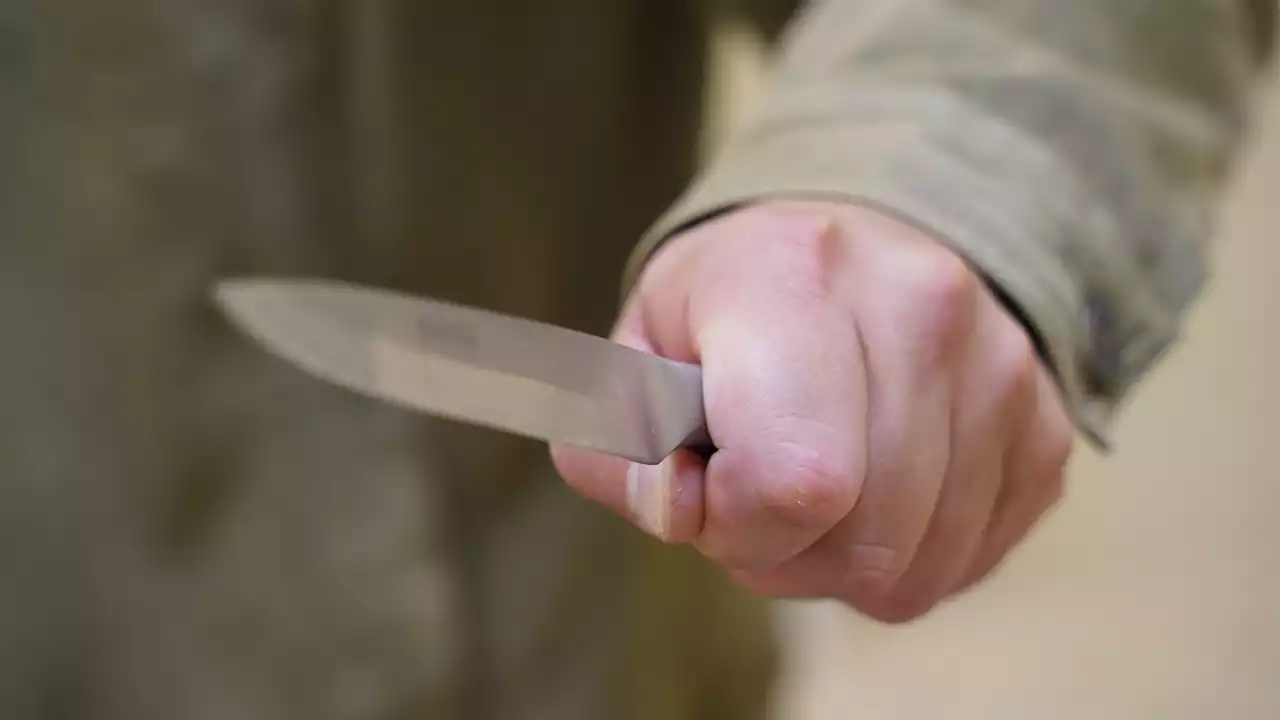 «Оқуда озат болған»: Ақтөбеде 11 сынып оқушысы өз анасын пышақтап өлтірді