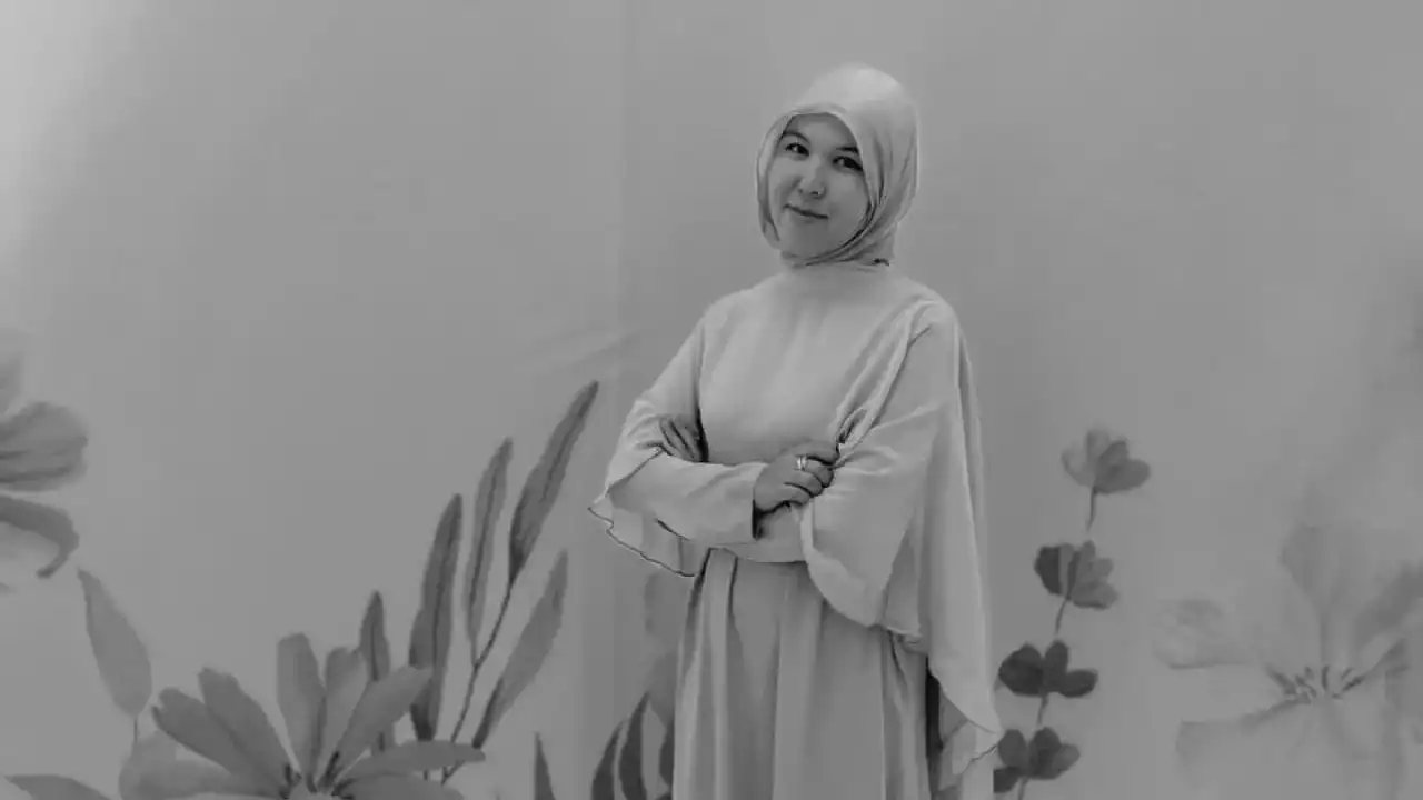 Мәйіті қоқыс жәшігінен табылды: Шымкентте үй тазалаушы келіншекті өлтірген 17 жастағы жігіт сотталды