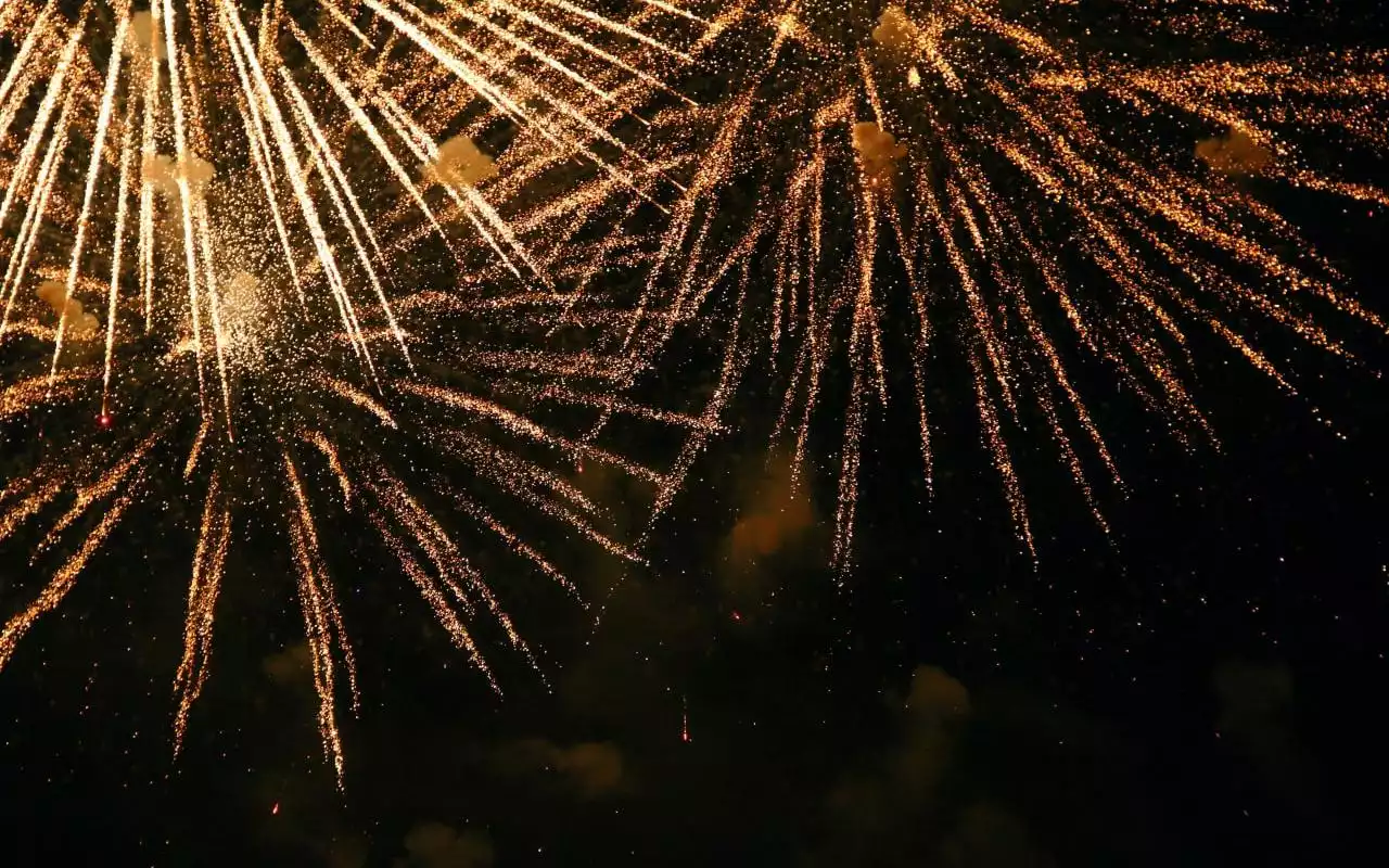 Жаңа жылда отшашу атқан қазақстандықтарға салынатын айппұлдың мөлшері белгілі болды