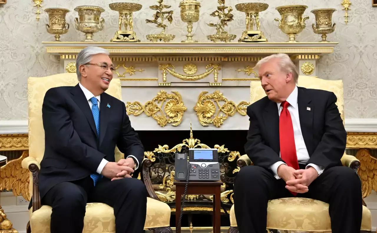 «Тәжірибелі мемлекет қайраткері, керемет адам»: Трамп Қасым-Жомарт Тоқаевқа сәлемдеме жолдады