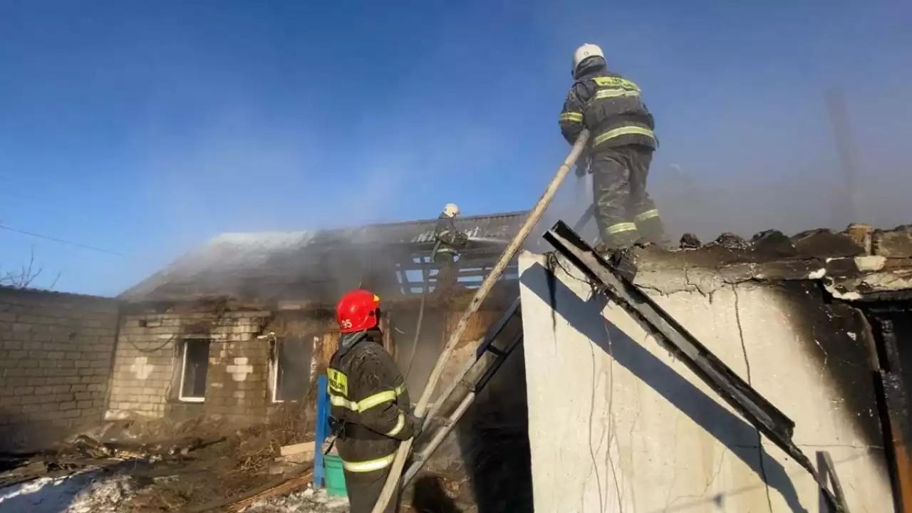 Павлодарда тұрғын үй өртеніп, екі бала сол жерде қайтыс болды