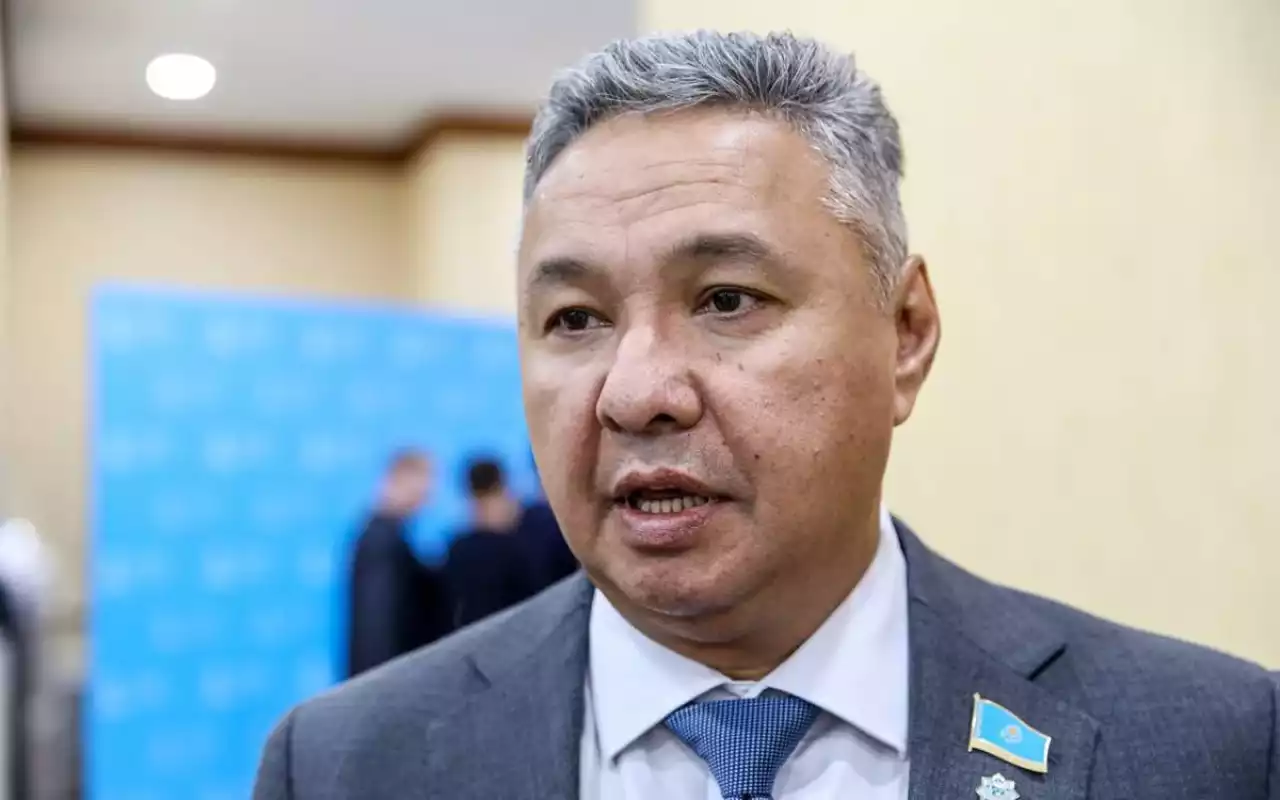 «Ақ жол» партиясы банктік құпияны конституциялық қорғауды күшейтуді ұсынады