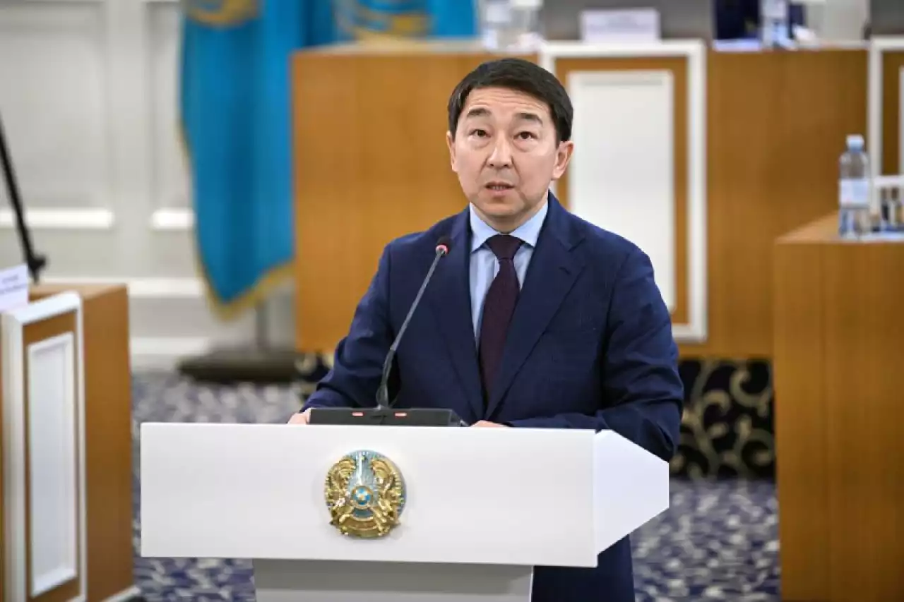 Конституциялық реформа: 77 бапқа түзетулер енгізілді, бұл Ата Заң мәтінінің 84% құрайды