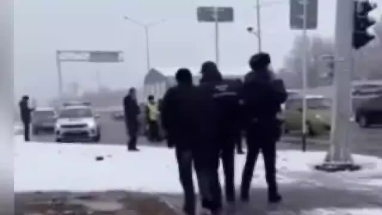 “Түр-әлпеті ұнамаған”: Шымкентте ер адам бөтен әйелді пышақтап өлтірді