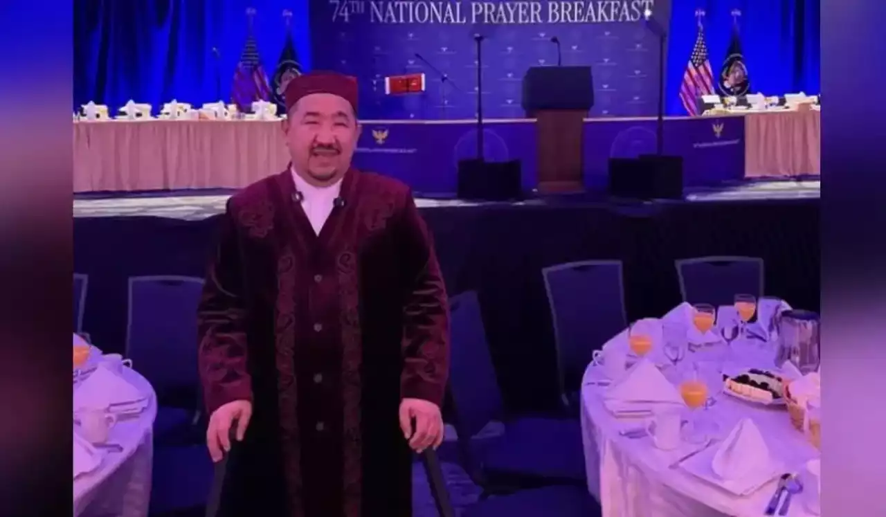 Белгілі Нұрлан имам АҚШ президенті Трамппен таңғы ас ішуге барды