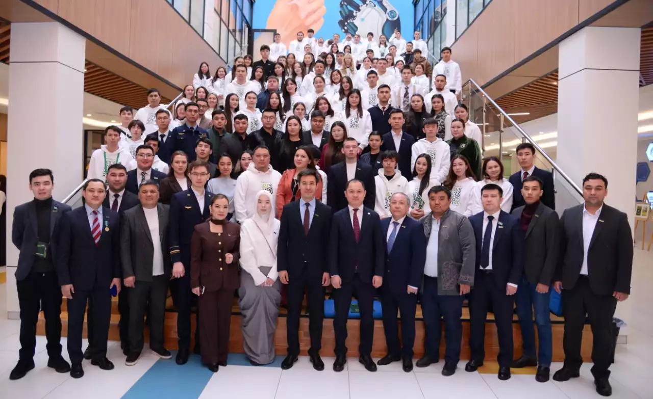 «Ауыл» партиясының жастары Конституциялық реформаны қолдайды