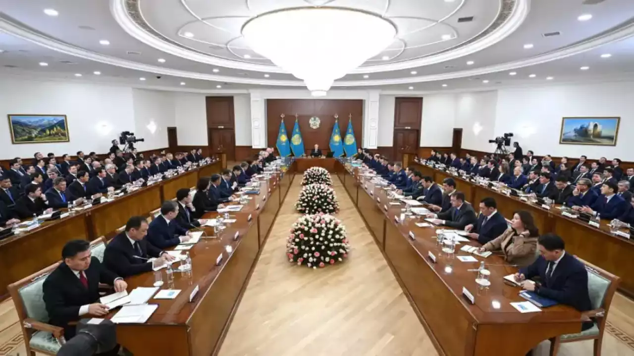 Қазақстан суперпрезиденттік басқару формасымен қоштасты – Тоқаев