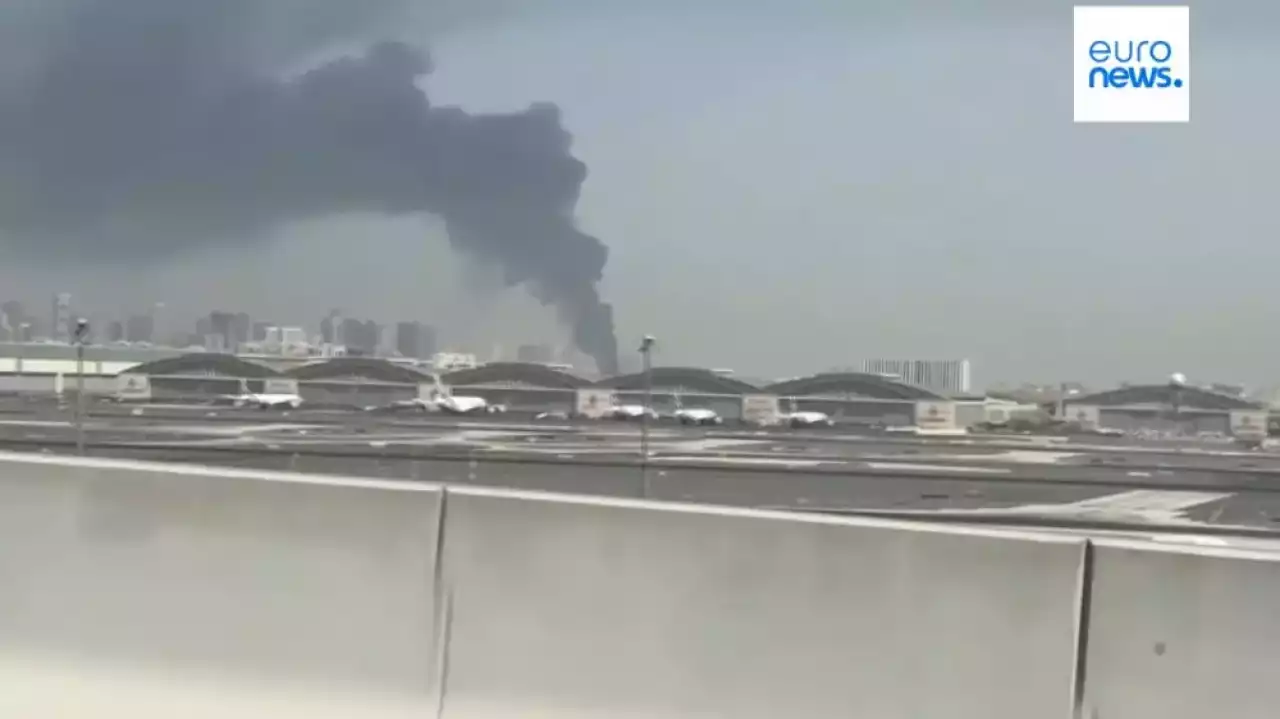 Иран Дубай мен Абу-Дабиге соққы жасап, әуежай терминалдары зақымданды