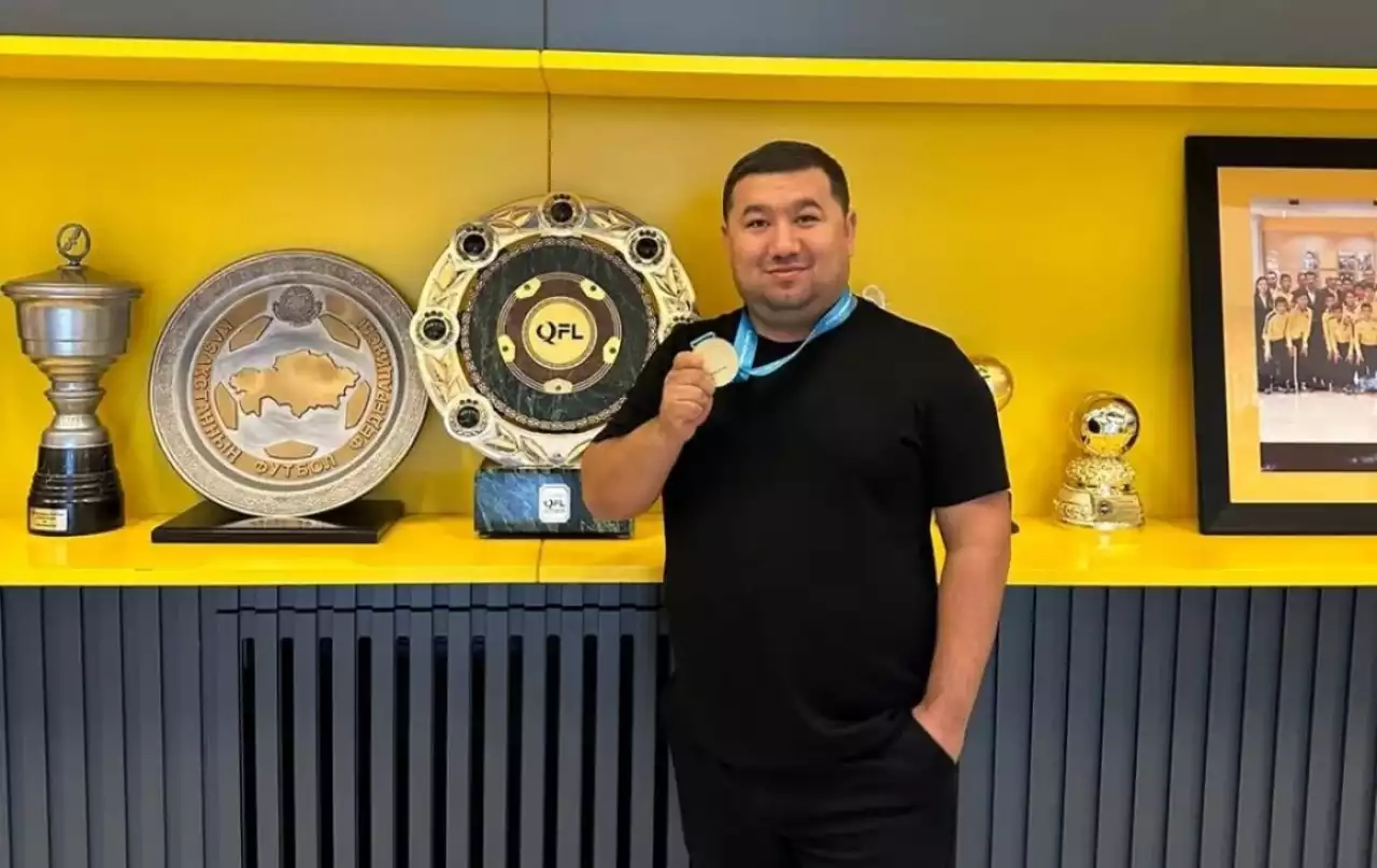 Әуежайда «бомба» деп әзілдеген «Қайрат» клубының дәрігері жауапқа тартылды