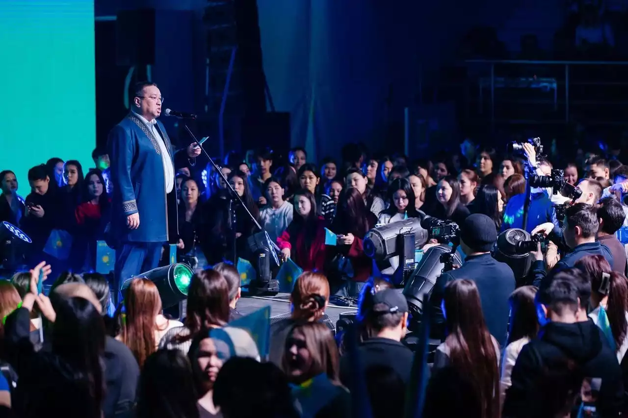 Атырауда «Жаңа Конституция – жарқын болашақ» атты гала-концерт өтті