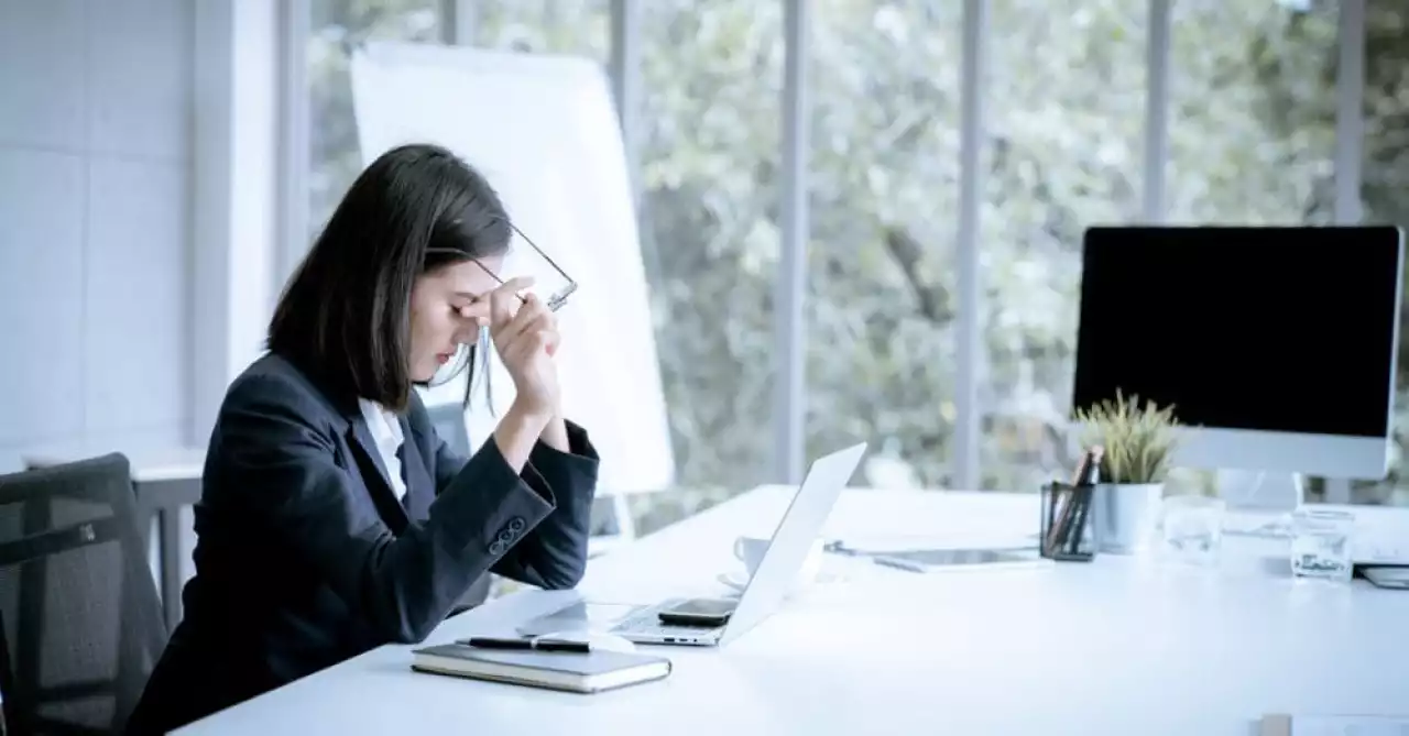 Алматы колледжінде жүкті қызметкерімен жанжалдасқан директор қатаң сөгіс алды