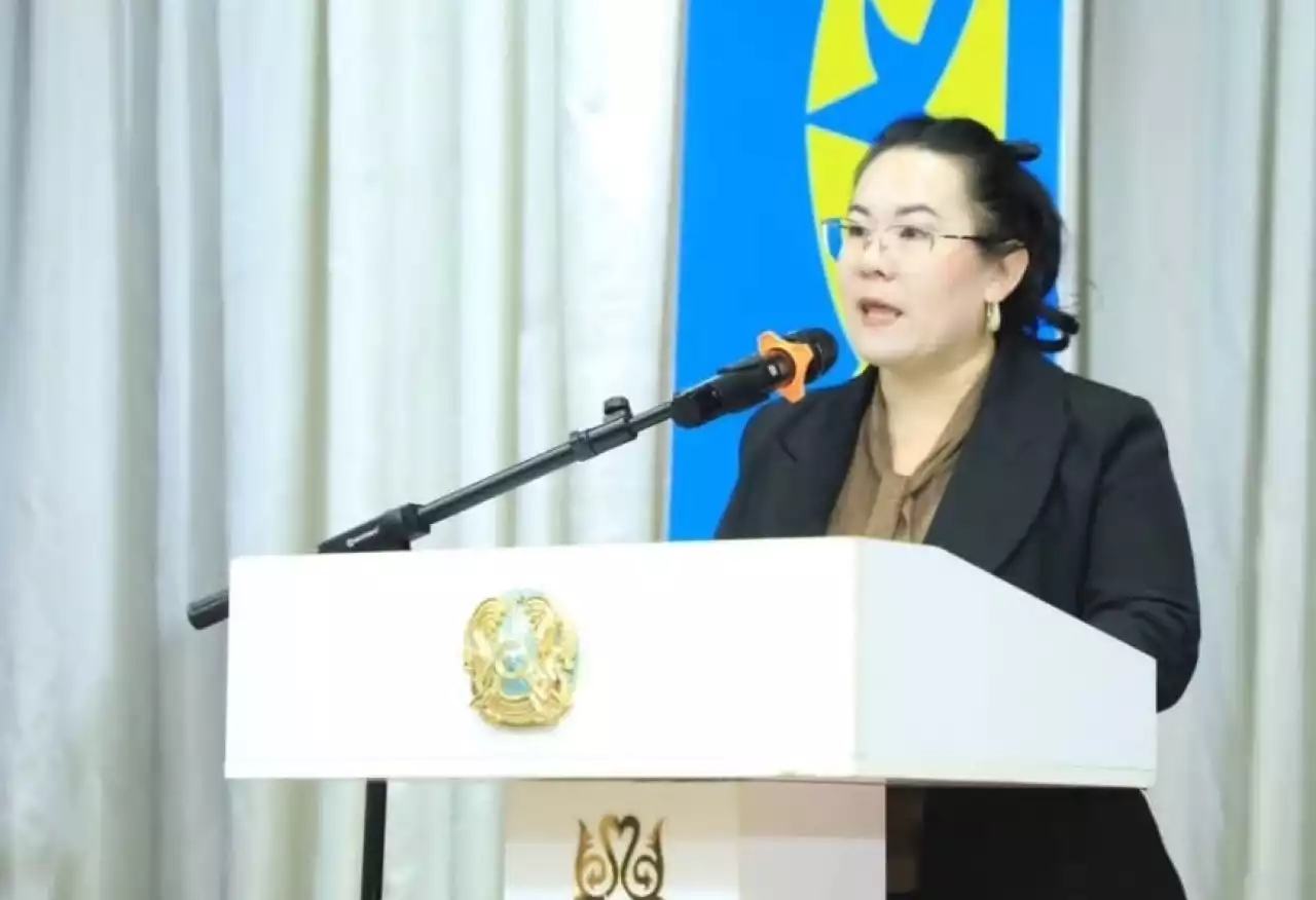 Ана мен бала қауіпсіздігі: Қазақстанда дәстүр мен мемлекеттік саясат қалай тоғысады?