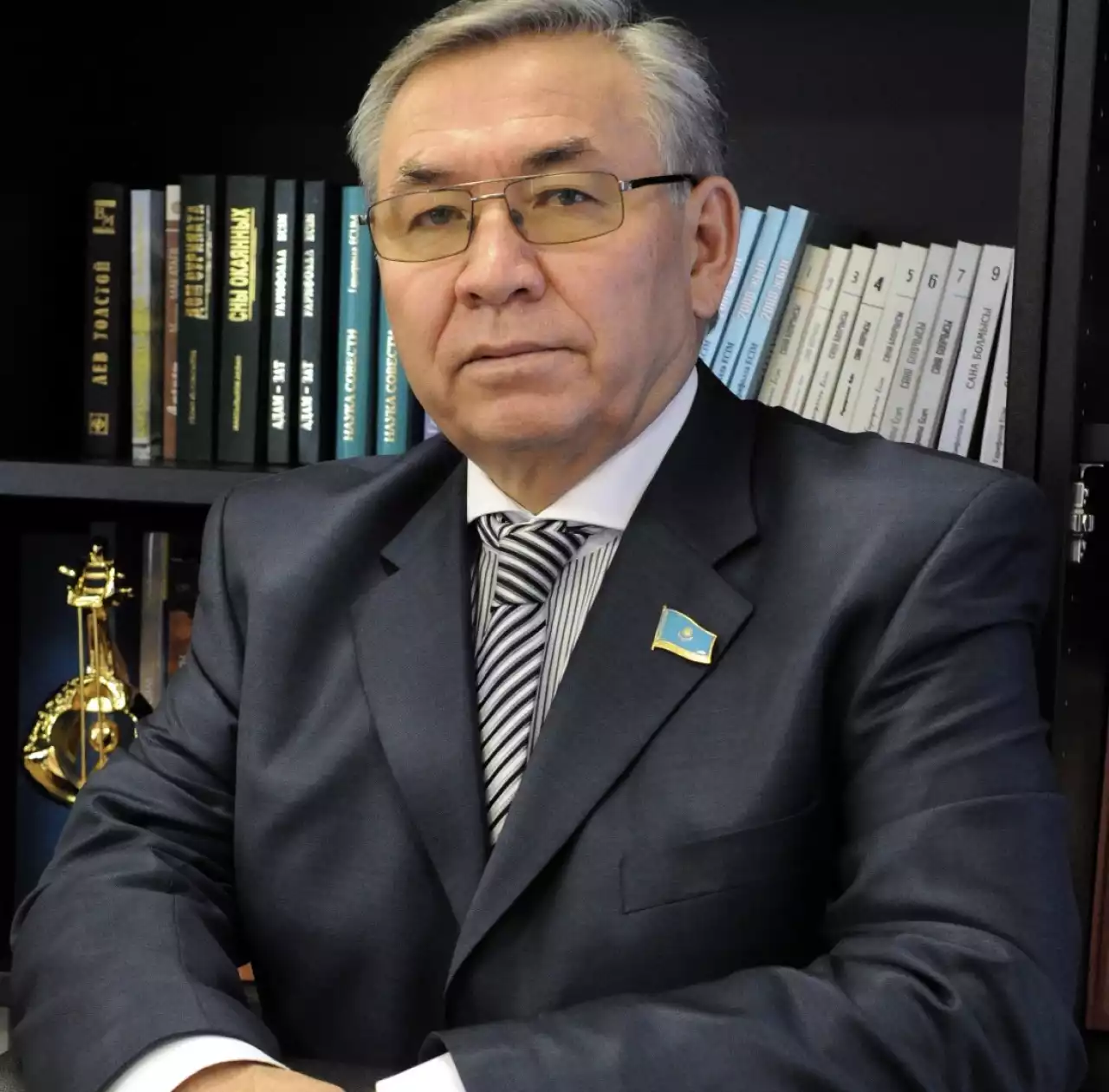 Ұлттық болмыстың негізі — қазақ халқының рухани құндылықтары