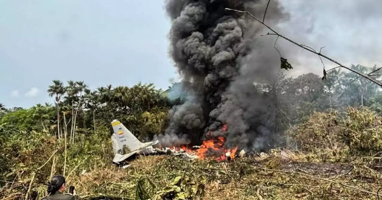 66 адам қаза тапты: Колумбияда әскери ұшақ апатқа ұшырады