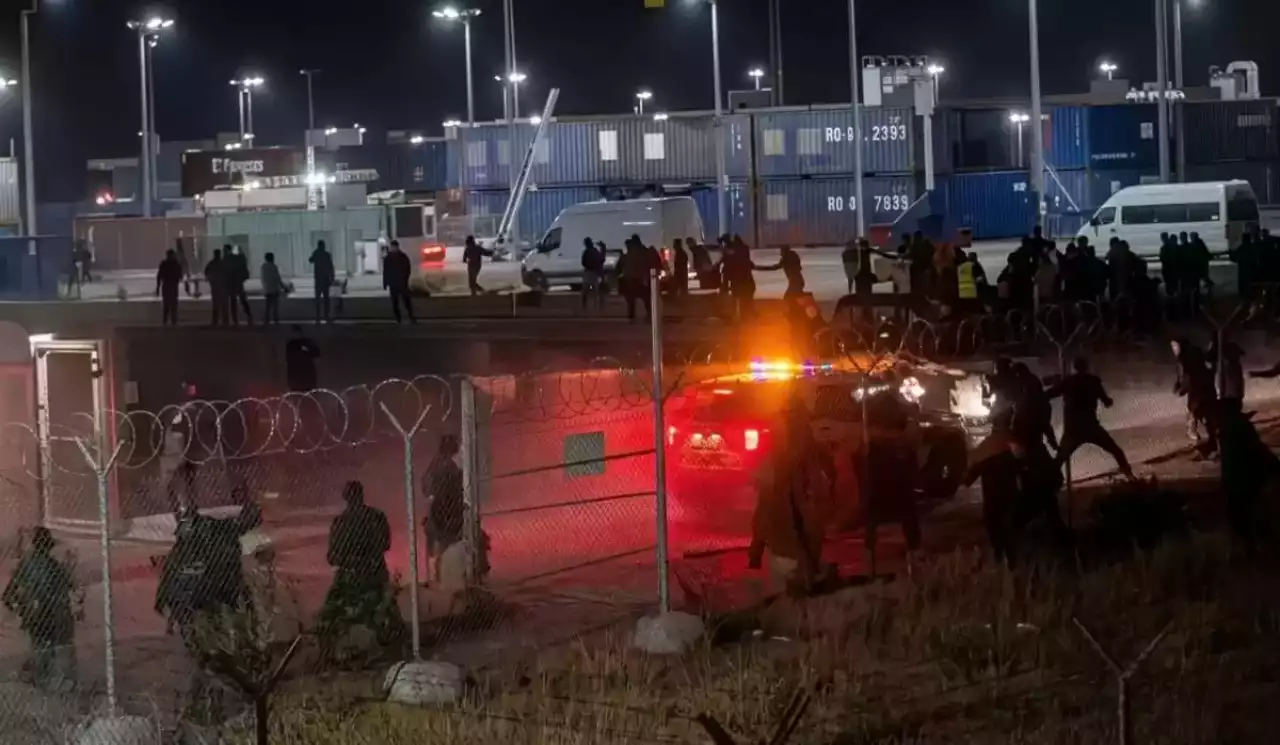 Ресейдегі жаппай төбелес: үш қазақстандық тергеуде отыр