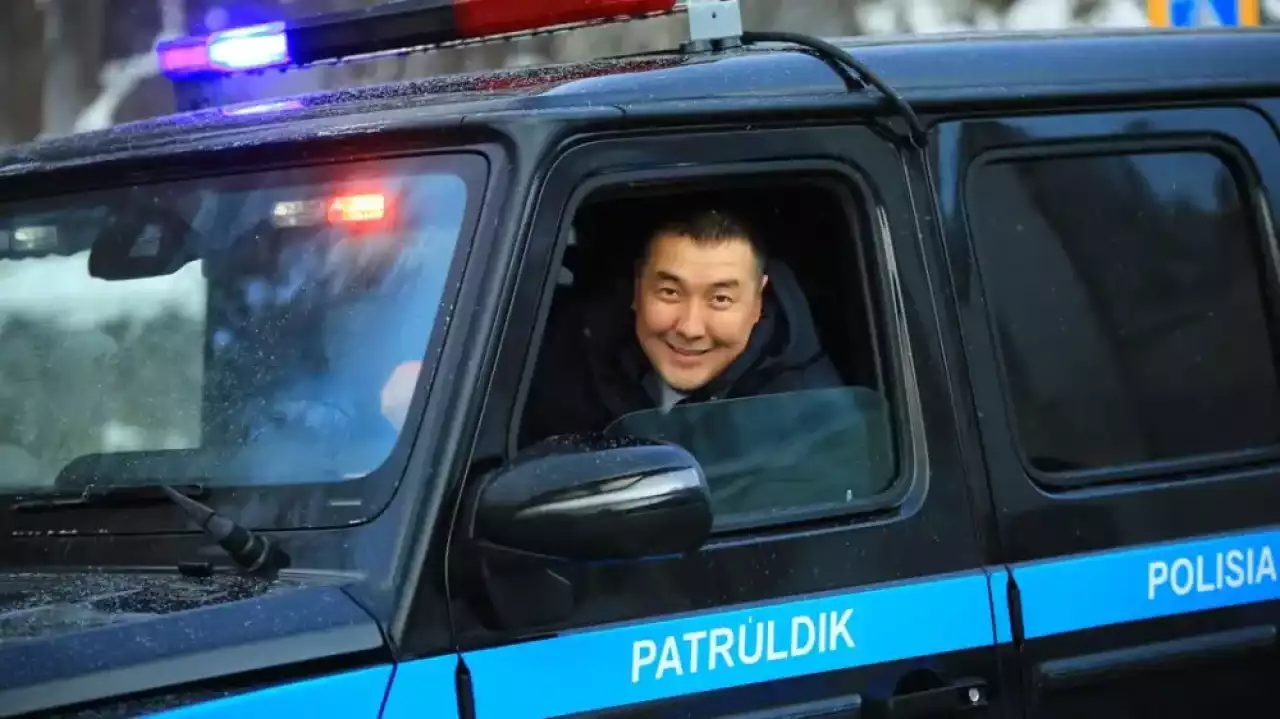 Алматыда Әл-Фараби даңғылындағы жол апатына қатысты айтқан блогер ұсталды