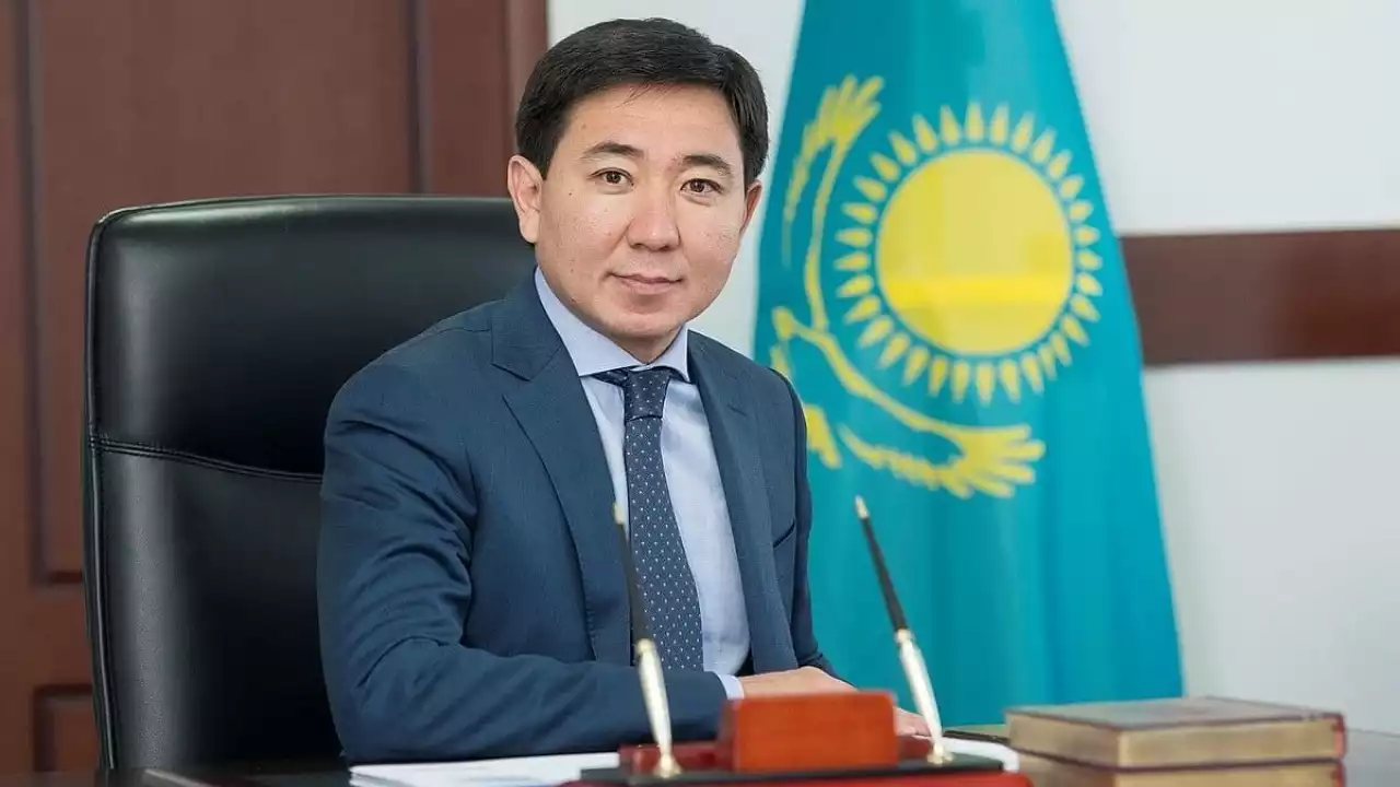 ШҚО әкімінің экс-орынбасары Жақсылық Омар алты жылға сотталды