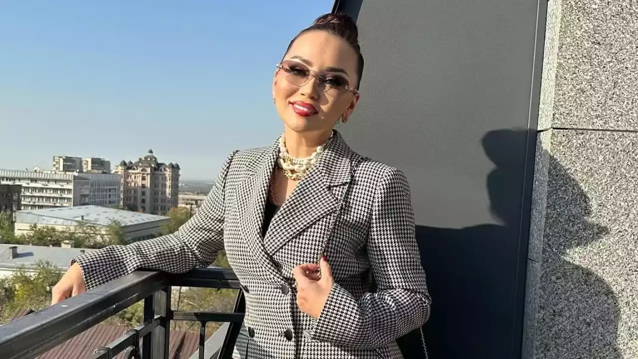 "Баян апама сөзсіз ескерткіш қояды": журналист Баян Мақсатқызына қайран қалатынын жасырмады