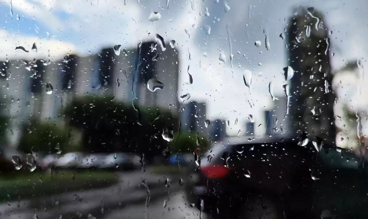 Алматыда екі күн бойы толассыз жаңбыр жауады