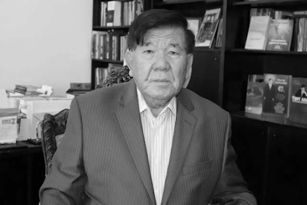 Мұхтар Шахановтың қазақ елі үшін жасаған 5 ерлігі