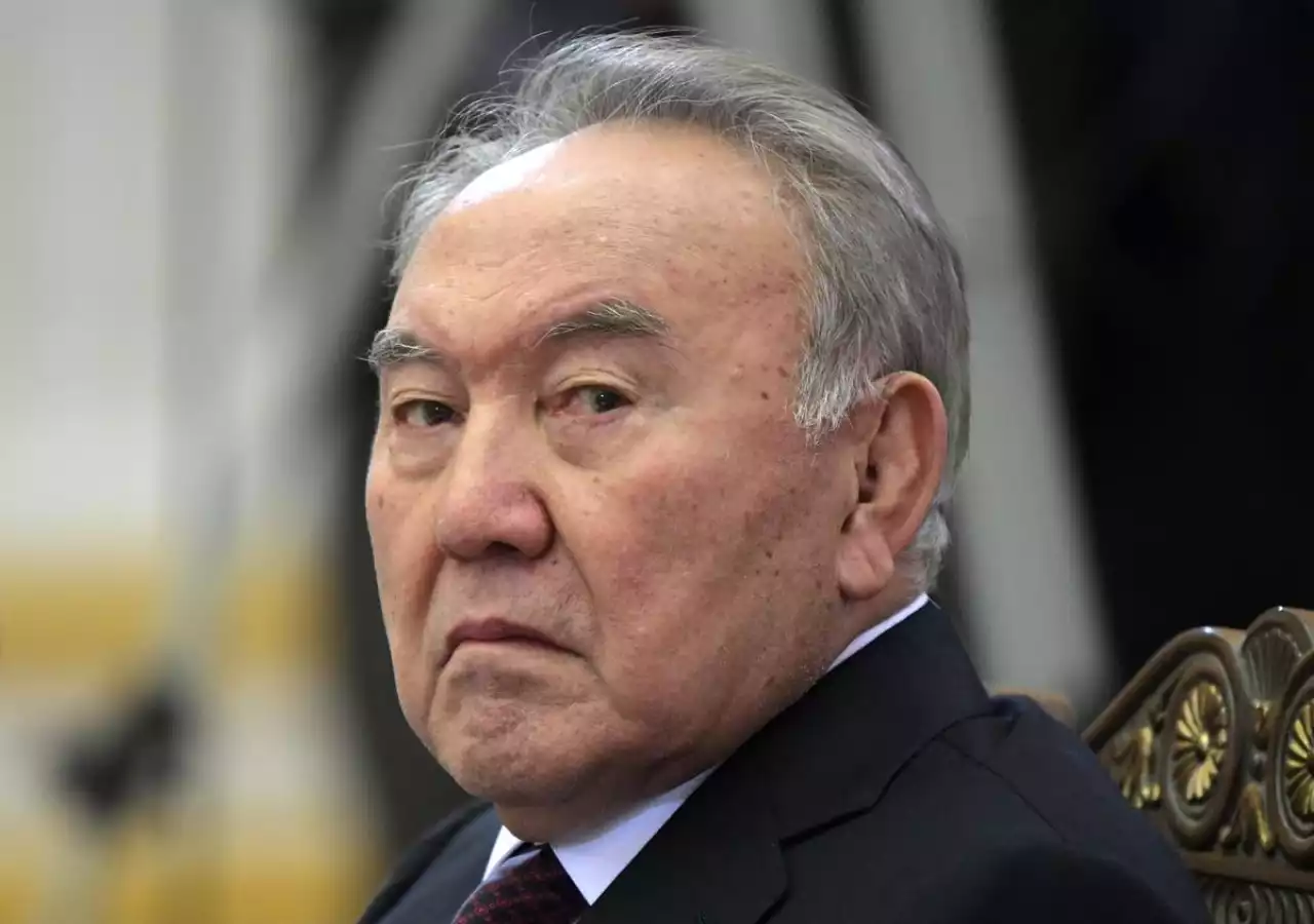 Нұрсұлтан Назарбаевқа ота жасалды