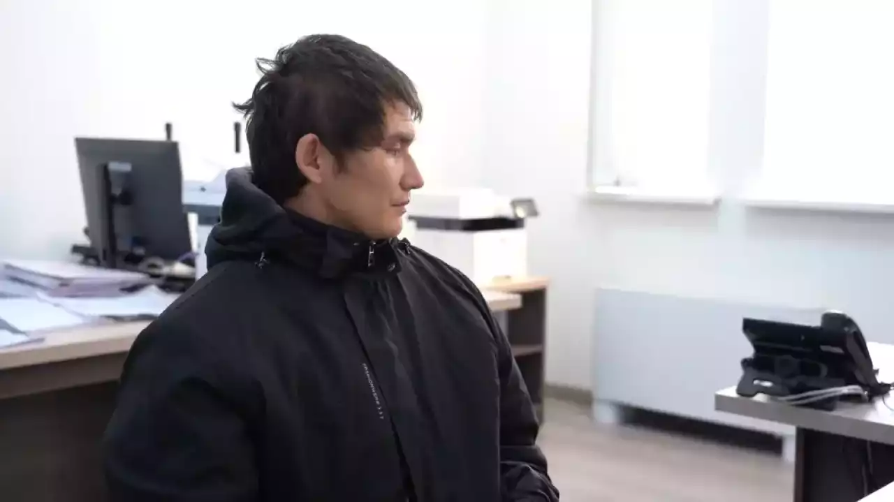 Атыраудағы бір отбасының өлімі: Сұлтан Сәрсемәлиев Наурызды өлтіріп, оның атына несие рәсімдеп, жәрдемақыларын алып отырған