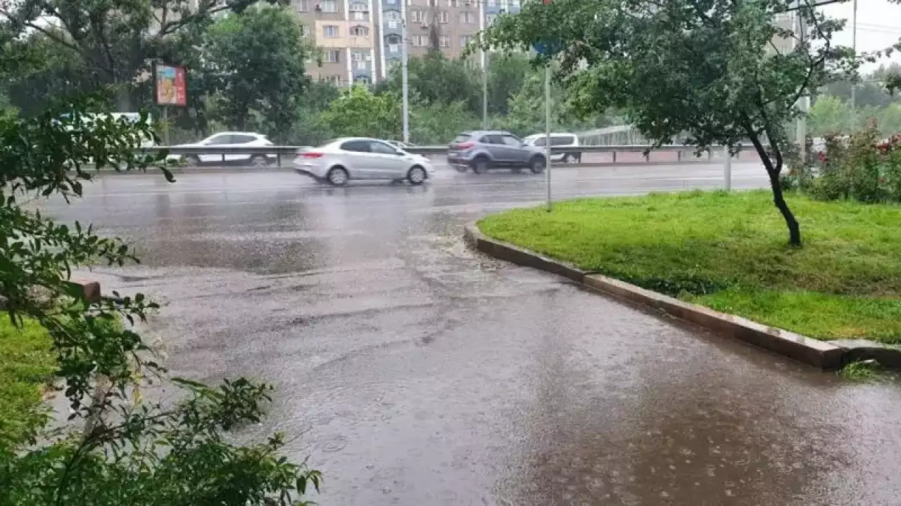 Бүгін Қазақстанның ірі үш қаласында жауын күтілуде