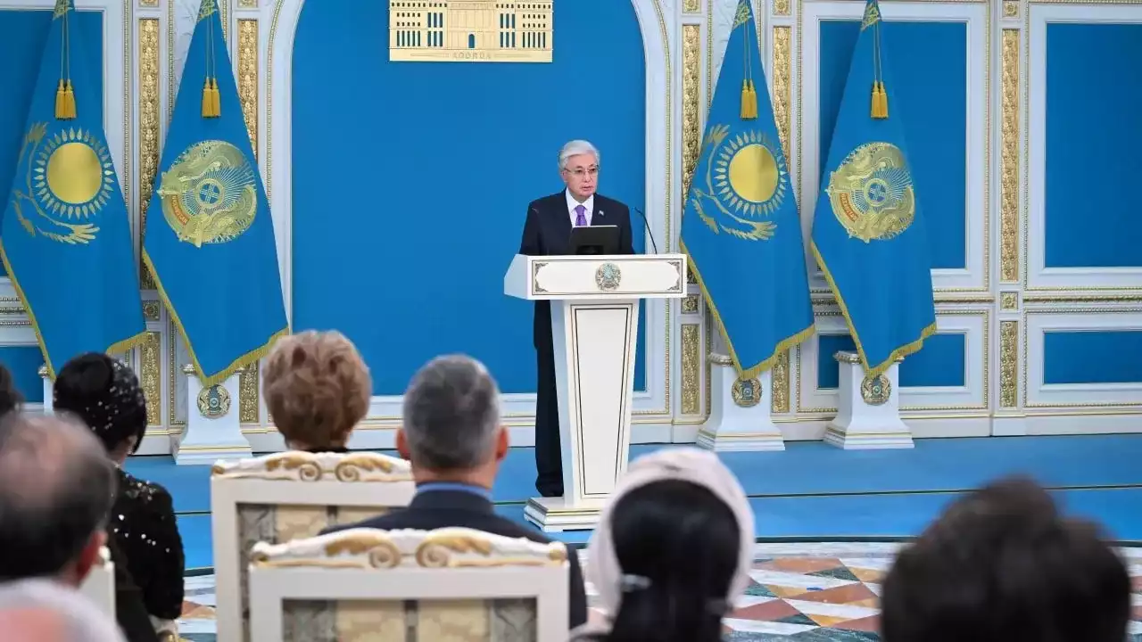 Қасым-Жомарт Тоқаев жыр, терме, күй өнерін дамытуға мән беру қажет екенін айтты