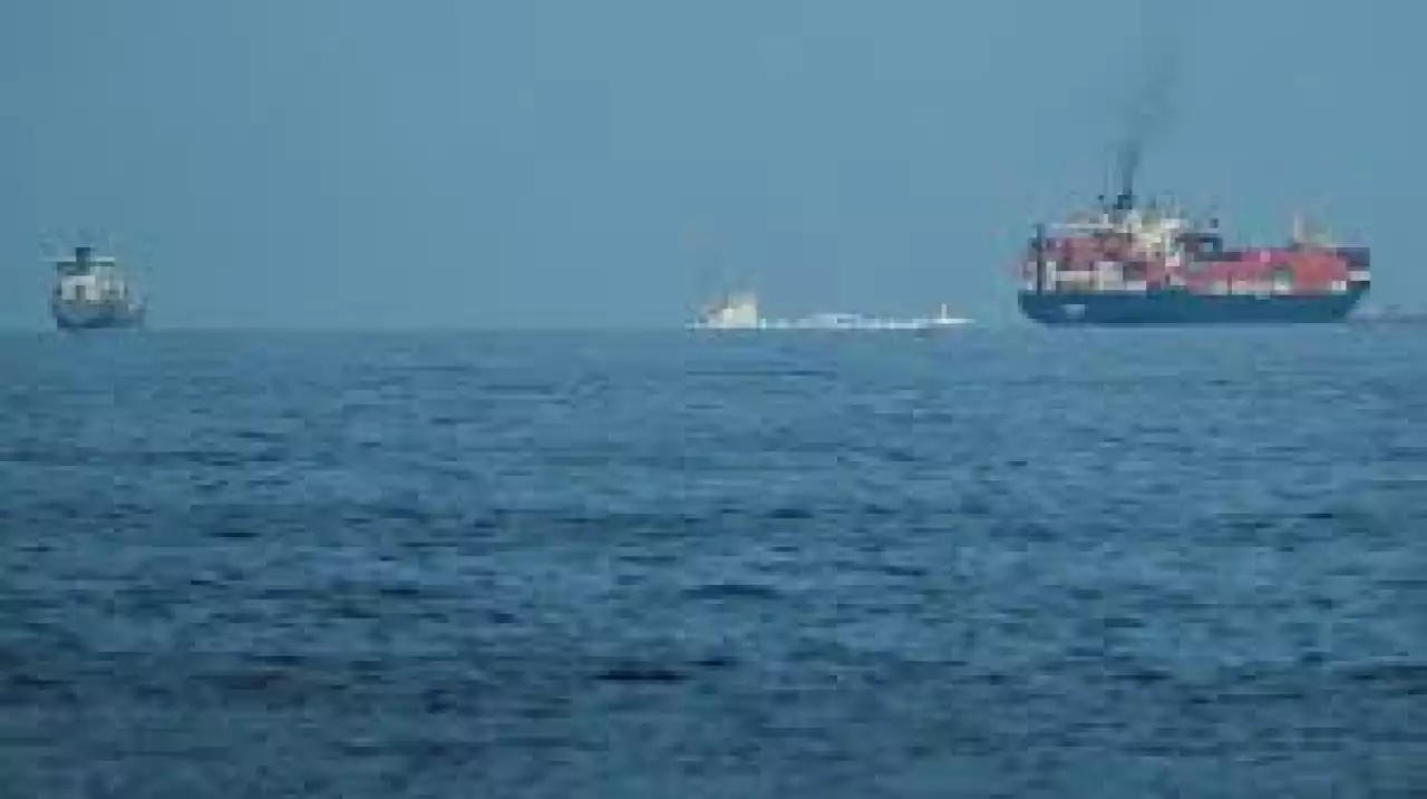 АҚШ пен Иран Ормуз бұғазын ашу бойынша келісімге келмек